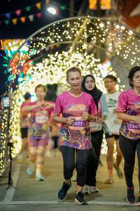 BIB: 5077, 666, 1607
                            <button type="button" onclick="openModal(24740676)" class="btn btn-primary btn-sm float-right btn-popup" data-toggle="modal" data-target=".modal-high-quality">
                        <i class="fas fa-shopping-cart"></i> Add to Cart
                    </button>
                                            <button type="button" onclick="isThisMe(24740676, true)" class="btn btn-success btn-sm float-right btn-popup btn-isme hidden" data-toggle="tooltip" data-placement="bottom" title="นี่คือรูปของคุณใช่ไหม คลิกที่นี่เพื่อเอาเข้าอัลบั้ม">
                        <i class="fas fa-plus"></i> Add to album
                    </button>
                    <button type="button" onclick="isThisMe(24740676, false)" class="btn btn-warning btn-sm float-right btn-popup btn-isnotme hidden">
                        <i class="fas fa-ban"></i> Remove from album
                    </button>